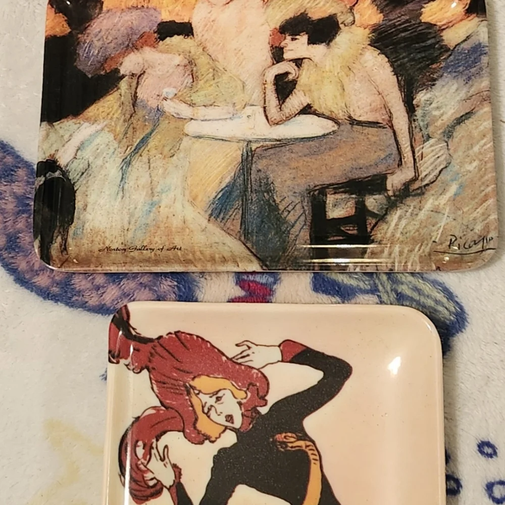 Vanity trays